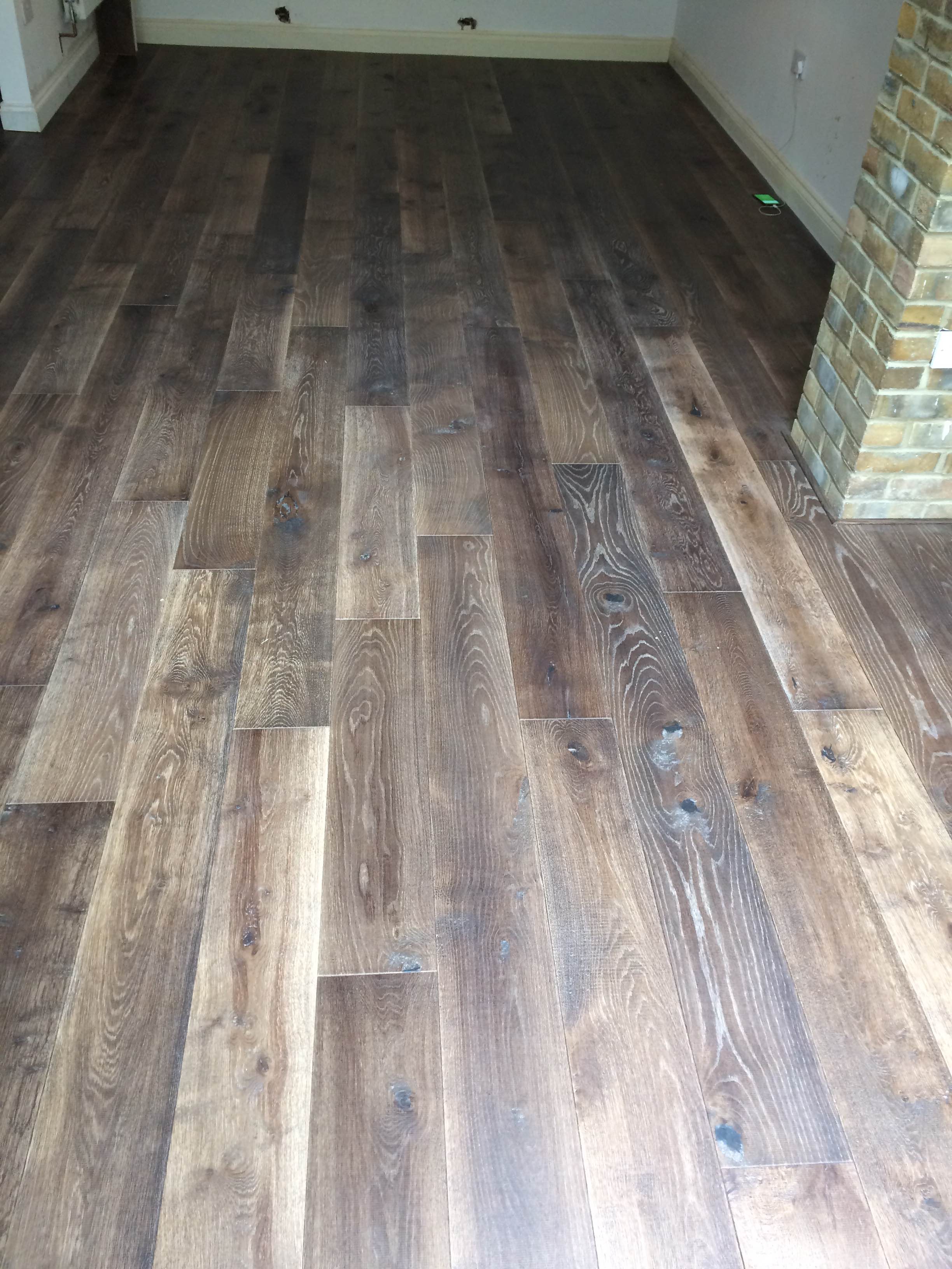 Tumbled London dark oak engineered - hand scraped and ...