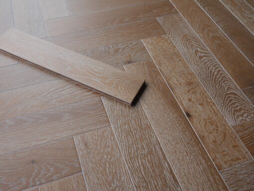 Smoked White Brushed & Oiled Engineered Herringbone Wood flooring 90mm - Image 3