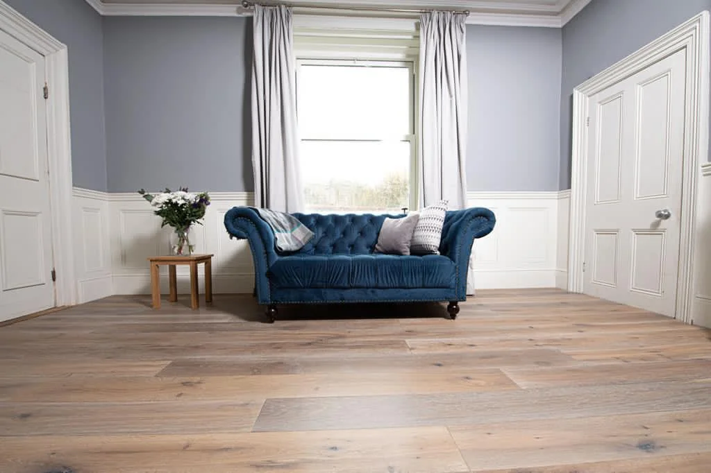 Smoked Grey Wide – Engineered Oak Plank Flooring - Image 4