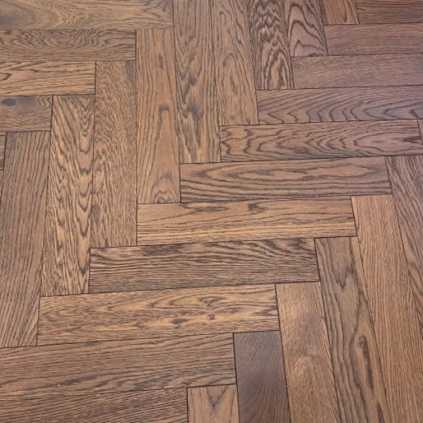 Whiskey Oak – Engineered Oak Herringbone Flooring - Image 2