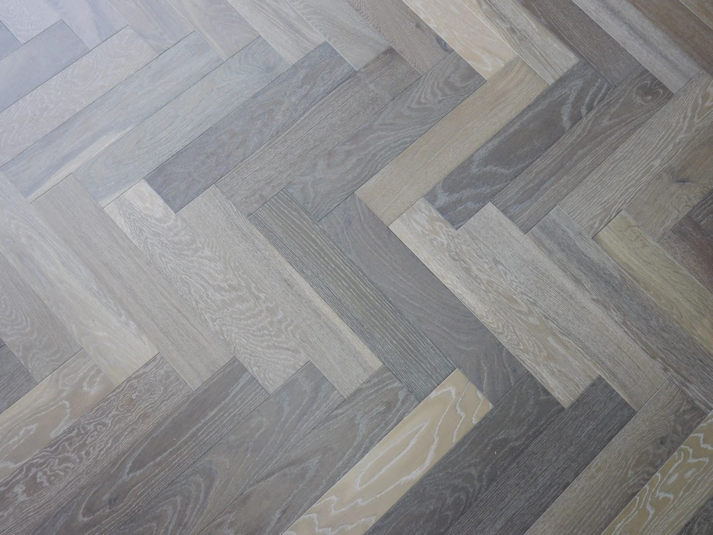 Smoke Grey – Engineered Oak Herringbone Flooring - Image 4