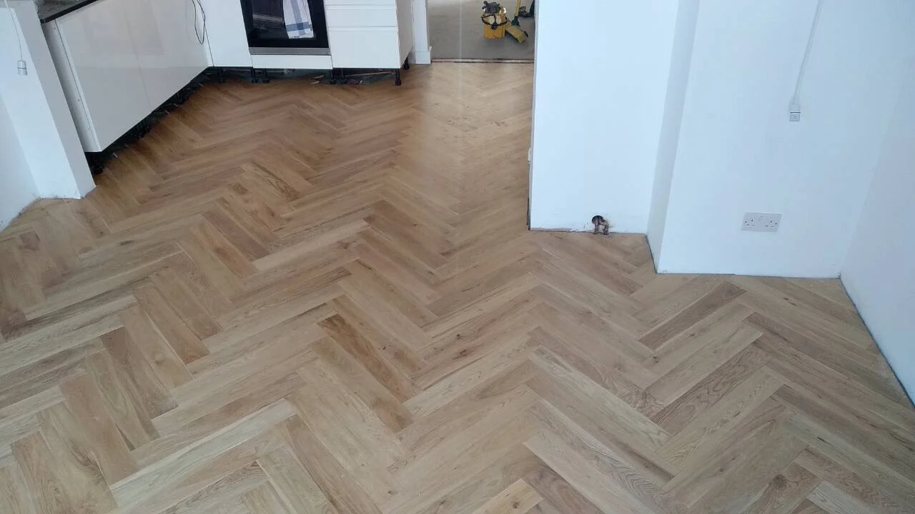 Classic Block – Engineered Oak Herringbone Flooring - Image 2