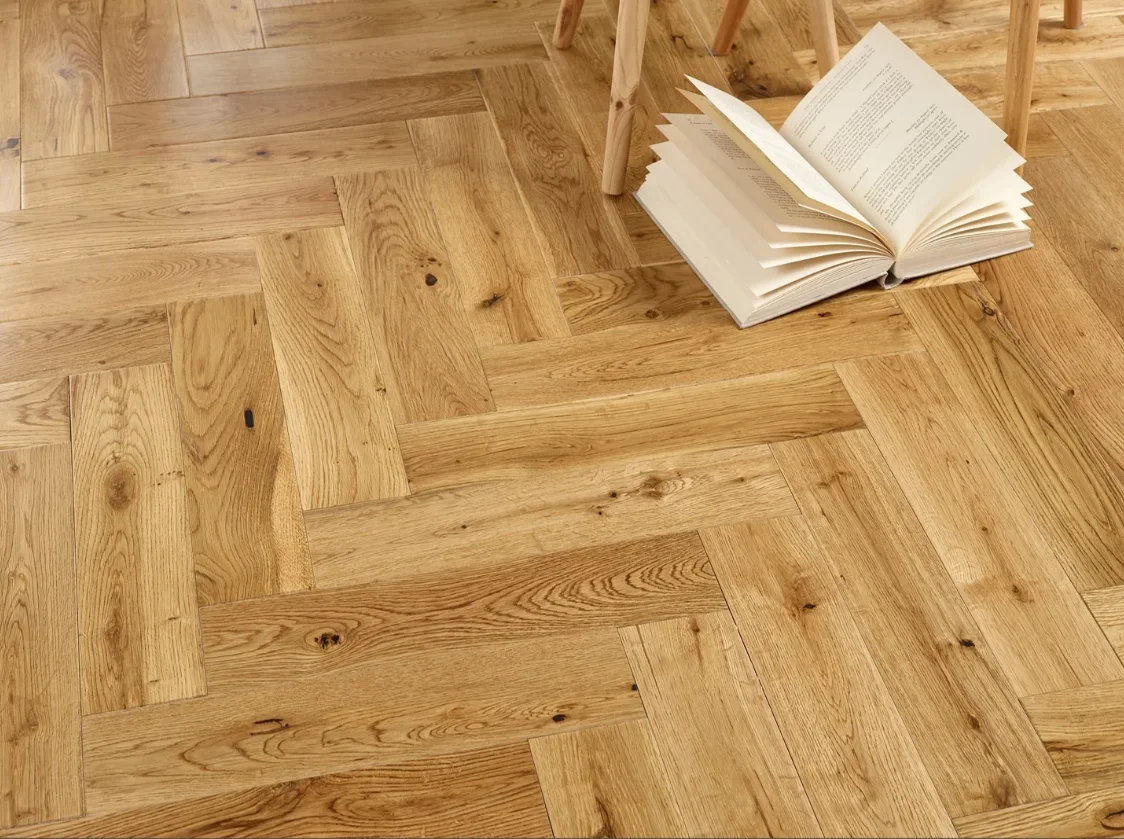 Natural Silk – Engineered Oak Herringbone Flooring - Image 2